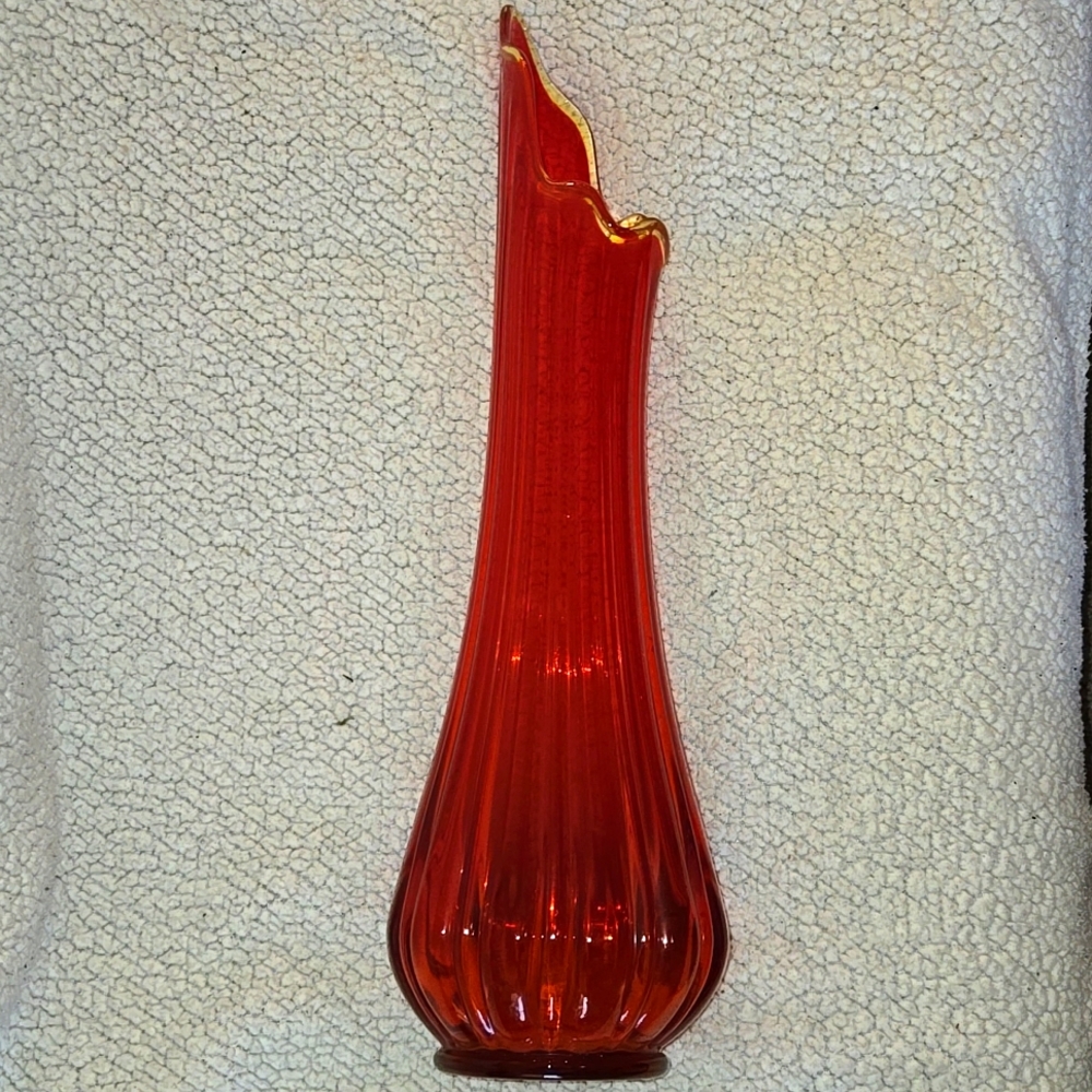 MCM Swung Glass
